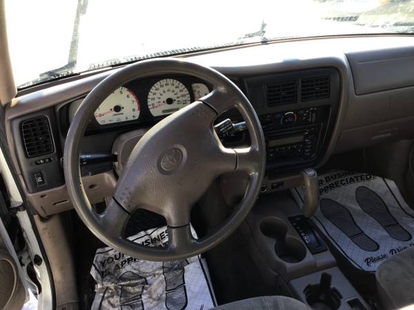 2001 Toyota Tacoma prerunner 4 door low miles - - by for sale in Calumet City, IL – photo 9