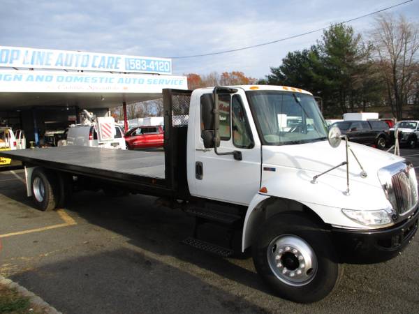 2013 International 4300 24 FOOT FLAT BED, NON CDL TRUCK - cars & for sale in Other, UT – photo 2