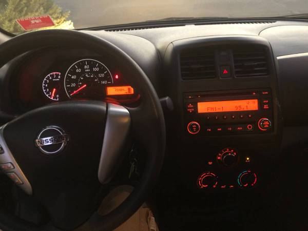 5 speed 2015 Nissan Versa with LOW 25,000 miles clean title - cars &... for sale in Stanfield, AZ – photo 6