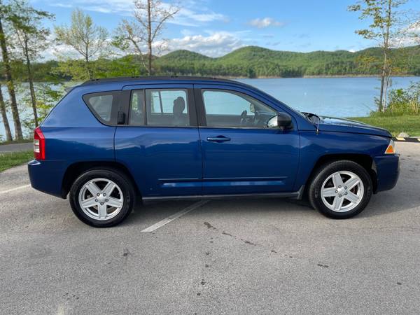 2010 Jeep Compass 4X4 - LOW MILES - NEW TIRES - CHECK OUT PHOTOS for sale in Other, WV – photo 3