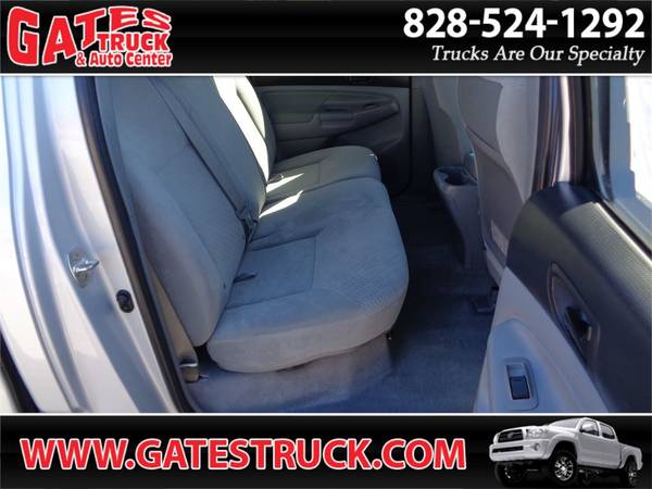 2010 Toyota Tacoma Double Cab 4WD V6 *Silver* - cars & trucks - by... for sale in Franklin, NC – photo 14