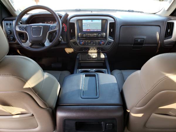 2015 GMC SIERRA 3500HD: Denali · Crew Cab · 4wd · Diesel · 35k miles for sale in Tyler, TX – photo 13