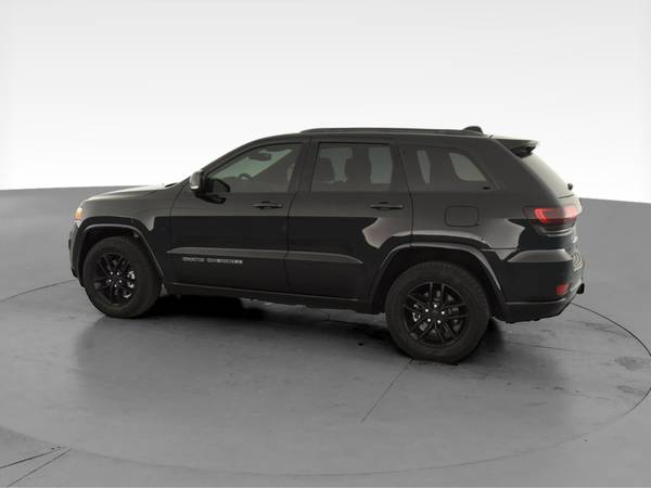 2018 Jeep Grand Cherokee High Altitude Sport Utility 4D suv Black -... for sale in Sausalito, CA – photo 6