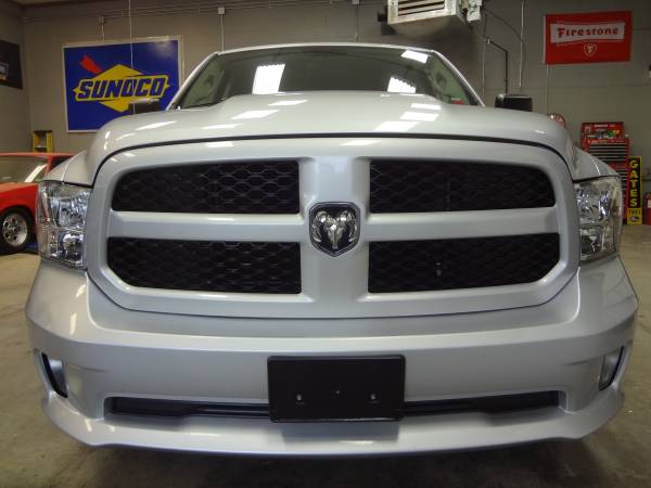 2015 Dodge Ram 1500 Crew Cab 4X4 - Must See! - - by for sale in Brockport, NY – photo 2