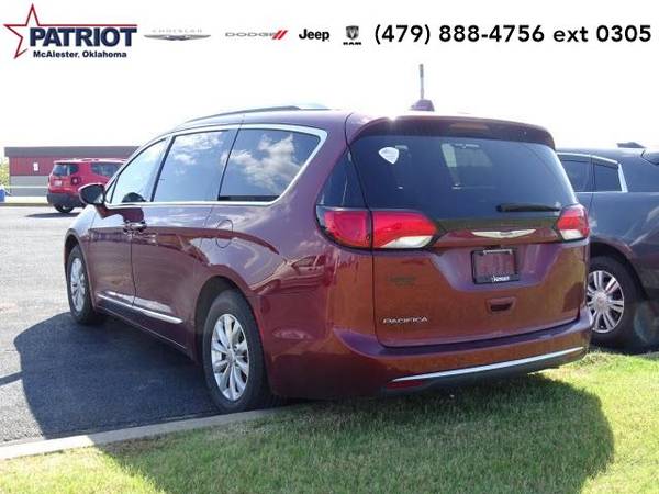 2018 Chrysler Pacifica Touring L - mini-van - cars & trucks - by... for sale in McAlester, AR – photo 18