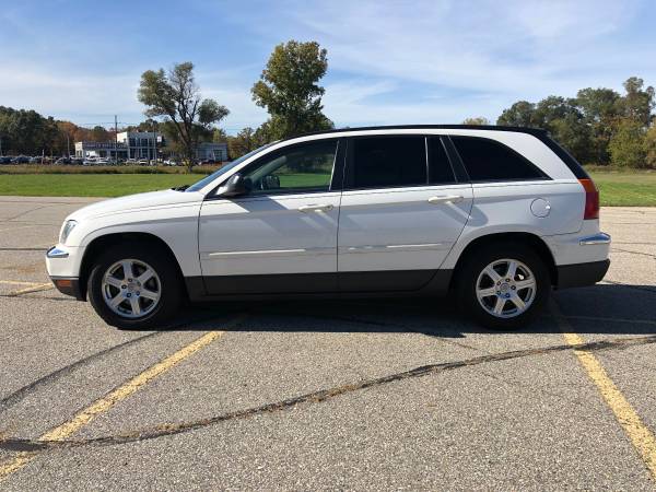 Best Buy! 2006 Chrysler Pacifica! 3rd Row! for sale in Ortonville, MI – photo 2