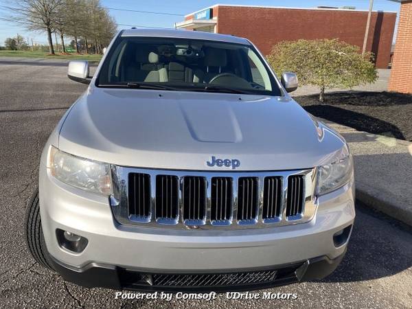 2012 JEEP GRAND CHEROKEE LAREDO 4WD - - by dealer for sale in Hickory, NC – photo 2