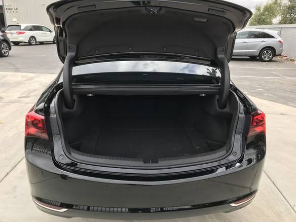 2017 Acura TLX 3.5 w/Advance Pkg Sedan 4D 29000 Miles -- FINANCING AVA for sale in Sacramento, OR – photo 5