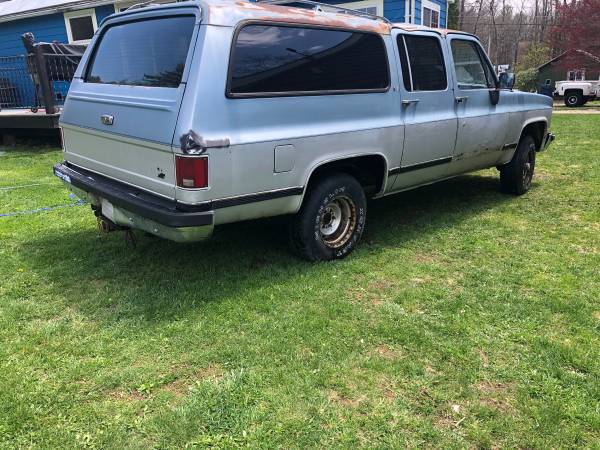 1989 Chevy suburban 4 x 4 for sale in Hubbardston, MA – photo 18