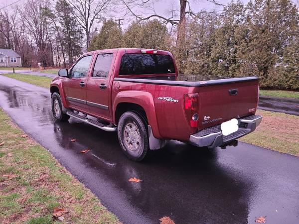 2007 GMC Canyon SLE CREW CAB 4X4 V6 Runs Excellent!! - cars & trucks... for sale in North Haven, NY – photo 4