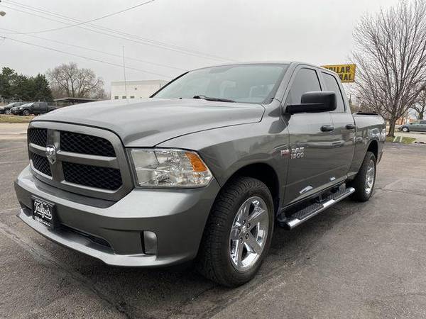 2013 Ram 1500 Quad Cab Express Pickup 4D 6 1/3 ft Family Owned! for sale in Fremont, NE – photo 4