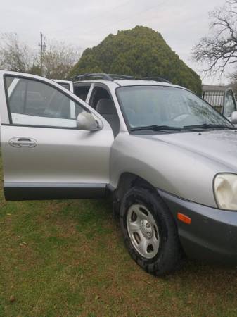 2005 Hyundai Santa Fe - cars & trucks - by owner - vehicle... for sale in Greenville, TX – photo 2