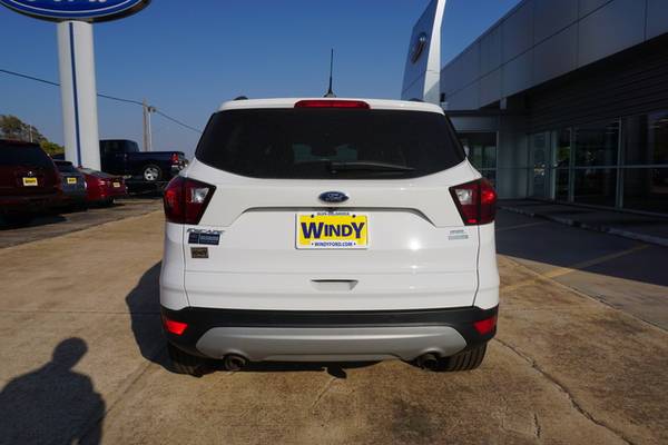 2019 Ford Escape SEL - LOADED WITH SUPER LOW MILES! for sale in Alva, OK – photo 5