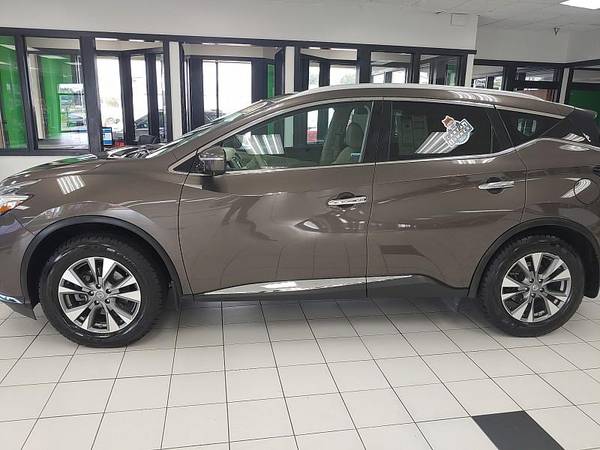 2015 Nissan Murano 4d SUV AWD Platinum - cars & trucks - by dealer -... for sale in Louisville, KY – photo 2