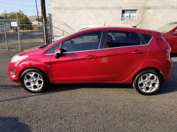 2011 Ford Fiesta SES hatchback - - by dealer - vehicle for sale in Yakima, WA – photo 4