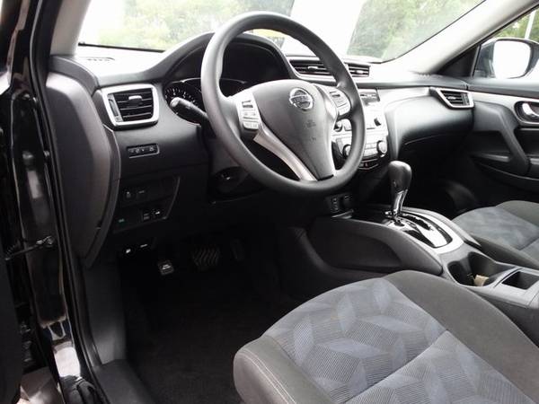 2016 Nissan Rogue SV for sale in Kenosha, WI – photo 20