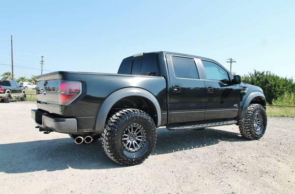 2014 FORD RAPTOR SVT - LIFTED - FOX SHOCKS - NEW 37s & 17s -BLK ON... for sale in Liberty Hill, IA – photo 11
