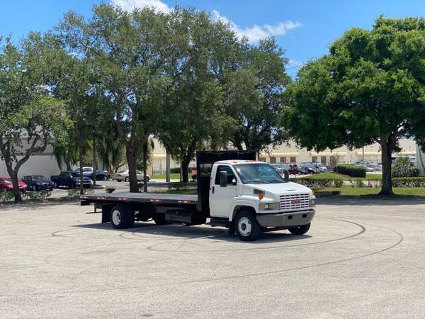 2005 GMC C5500 24 Foot Flatbed 8 1L Gas - - by for sale in West Palm Beach, NC – photo 19