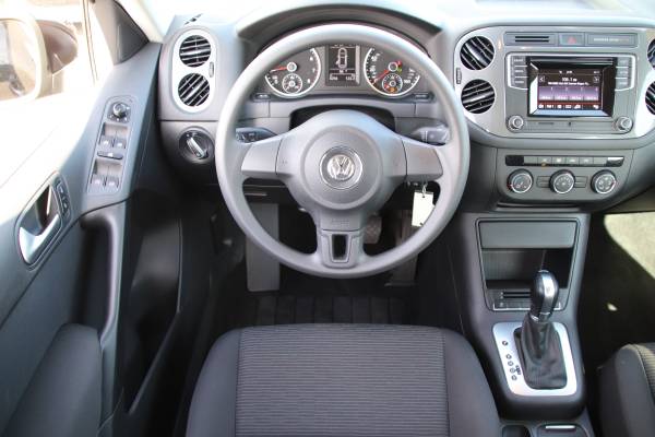 2018 VW Volkswagen Tiguan Limited 2.0t Sport Utility suv Black for sale in Pleasanton, CA – photo 8