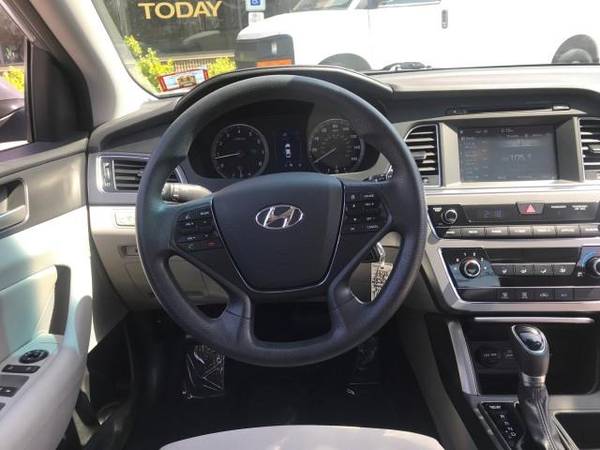 2016 Hyundai Sonata - - by dealer - vehicle for sale in south amboy, NJ – photo 21