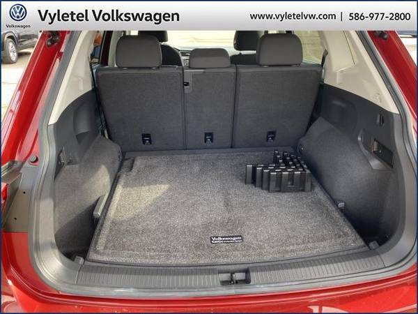 2019 Volkswagen Tiguan SUV 2 0T S 4MOTION - Volkswagen Cardinal Red for sale in Sterling Heights, MI – photo 10