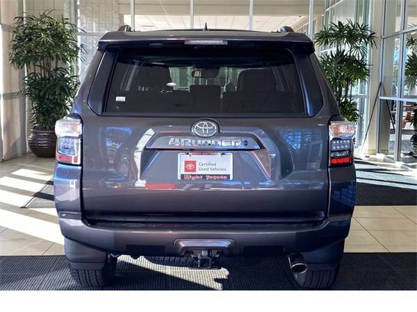 Used 2020 Toyota 4Runner SR5 Premium / $4,111 below Retail! - cars &... for sale in Scottsdale, AZ – photo 4