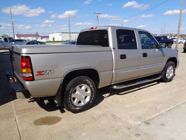 2005 GMC Sierra 1500 Crew Cab 143 5 WB 4WD SLE 124K MILES - cars & for sale in Marion, IA – photo 9