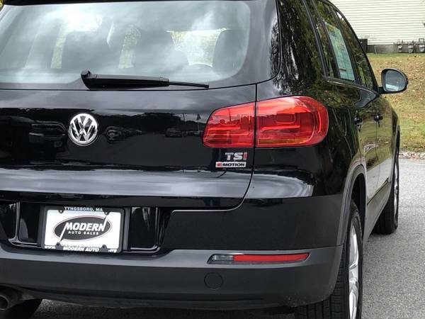 2017 Volkswagen Tiguan 2.0T for sale in Tyngsboro, MA – photo 12