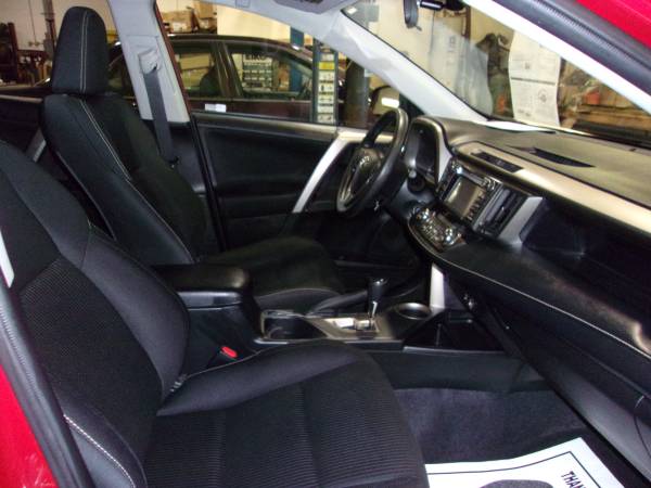 2013 Toyota Rav4...AWDS...XLE - cars & trucks - by dealer - vehicle... for sale in Kingsford, MI – photo 2