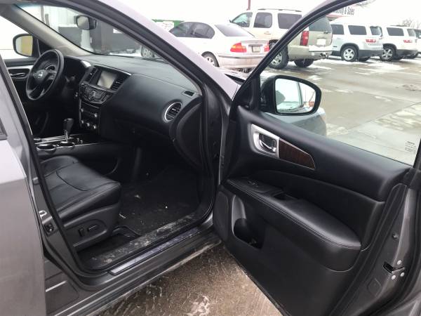 2015 Nissan Pathfinder Platinum 4x4 - - by dealer for sale in Lincoln, NE – photo 8