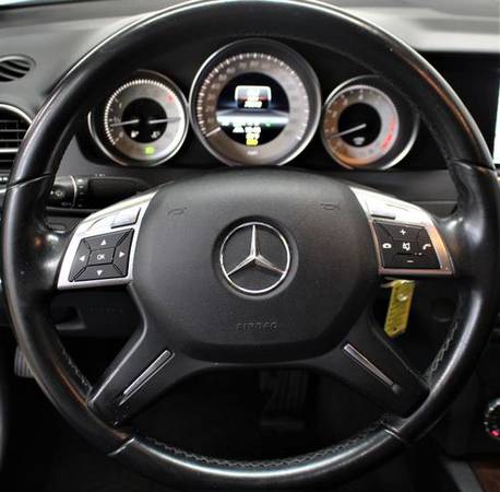 2013 Mercedes-Benz C-Class - Financing Available! - cars & trucks -... for sale in Saint Louis, MO – photo 23