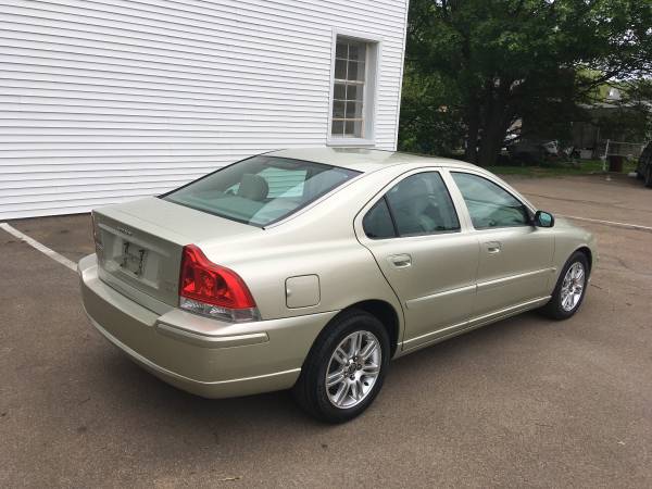 2005 Volvo S60 only 76K - - by dealer - vehicle for sale in Quarryville, PA – photo 6