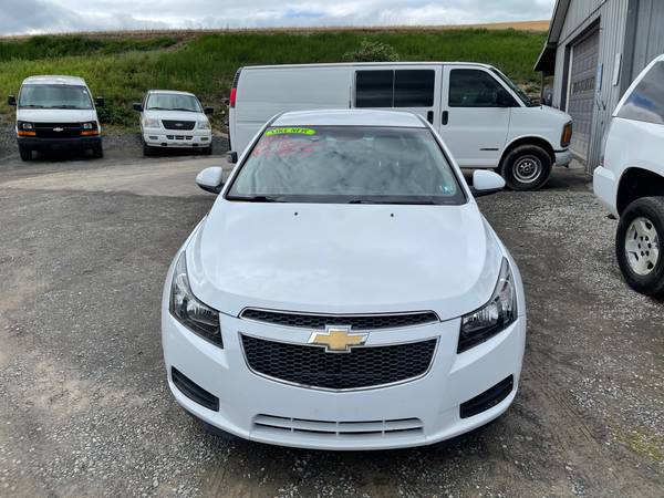 PRICE REDUCED 2013 CHEVY CRUZE ONLY 80K MILES TRADES WELCOME - cars for sale in MIFFLINBURG, PA – photo 3