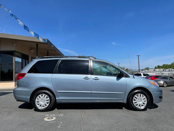 2006 TOYOTA SIENNA 8 SEATER! - - by dealer for sale in Anderson, CA – photo 2