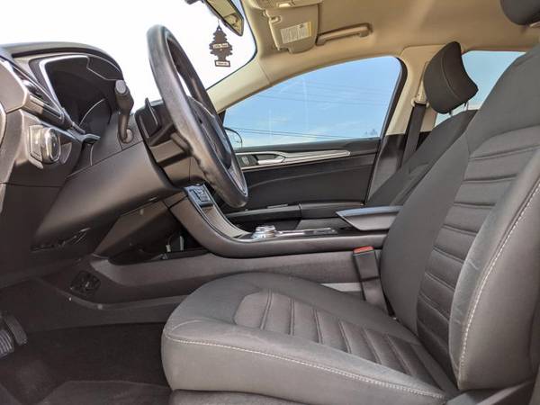 2017 Ford Fusion SE SKU: HR264059 Sedan - - by dealer for sale in Waco, TX – photo 16
