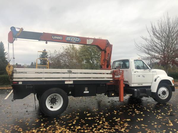 1995 Ford F800 With Crane for sale in Portland, OR – photo 4