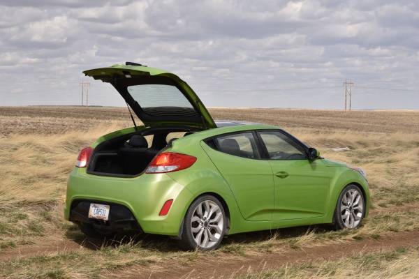 2012 Hyundai Veloster - brand new tires & carfax for sale in Wolf Point, MT – photo 8