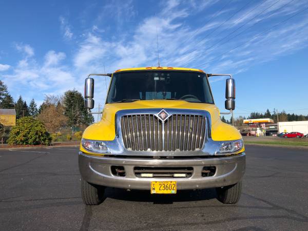 2003 INTERNATIONAL 4300 Extended Cab Rollback Flatbed Tow Truck -... for sale in Damascus, OR – photo 13