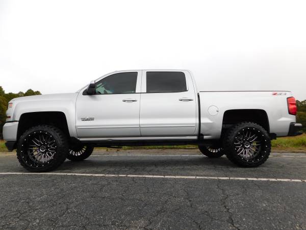 LIFTED 18 CHEVY SILVERADO LT Z71 CREW 4X4 22X12 *NEW 33X12.50 MT'S!!... for sale in KERNERSVILLE, NC – photo 9