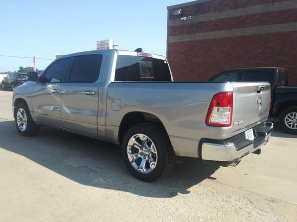 2019 Ram 1500 Crew Cab - Financing Available! - cars & trucks - by... for sale in Wichita, KS – photo 6