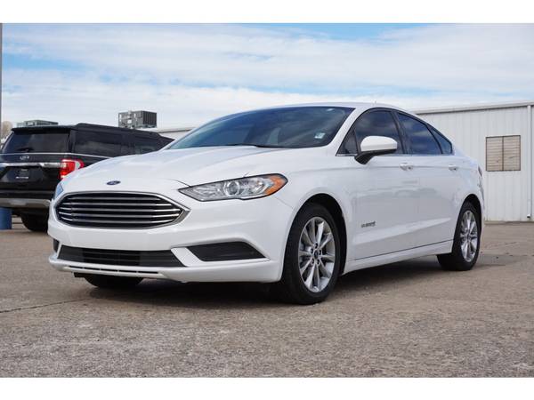 2017 Ford Fusion Hybrid SE - cars & trucks - by dealer - vehicle... for sale in Claremore, OK – photo 19