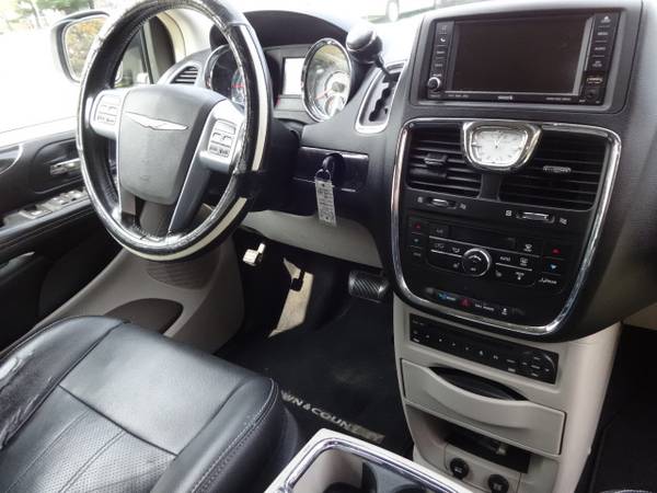 2011 Chrysler Town and Country, Touring Edition, - cars & trucks -... for sale in Mogadore, OH – photo 11