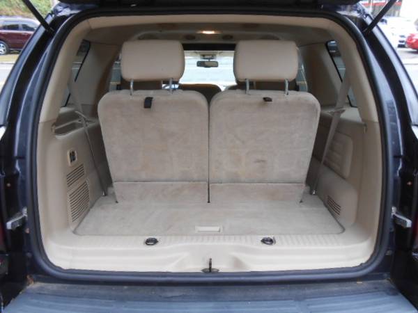 2006 Ford Explorer Eddie Bauer Navigation DVD Leather 3rd Row - cars... for sale in Seymour, NY – photo 21
