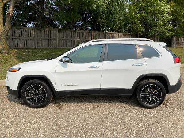 2017 Jeep Cherokee Limited 4X4 - cars & trucks - by dealer - vehicle... for sale in Eden Prairie, MN – photo 6