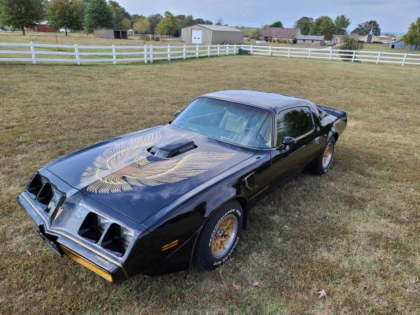 1981 Pontiac Trans Am low miles - cars & trucks - by owner - vehicle... for sale in Farmington, AR – photo 3
