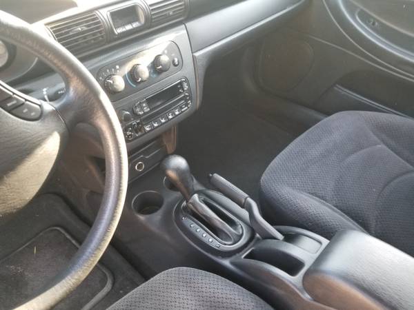 2004 Dodge Stratus ES - cars & trucks - by owner - vehicle... for sale in Sioux Falls, SD – photo 3