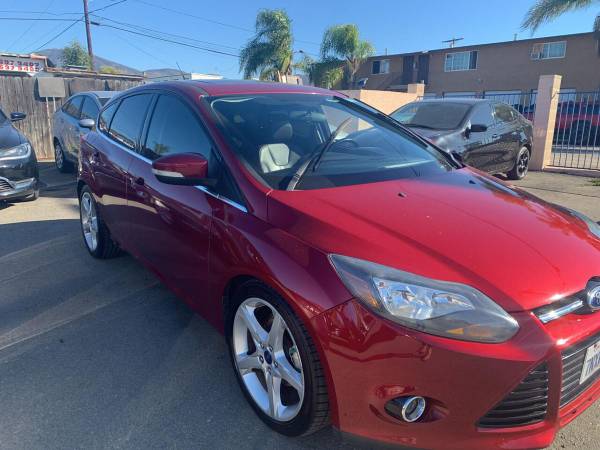 2014 Ford Focus Titanium 4dr Hatchback - Buy Here Pay Here! - cars & for sale in Spring Valley, CA – photo 4