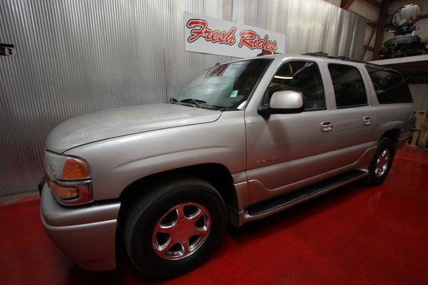 2004 GMC Yukon XL Denali 4dr 1500 AWD - GET APPROVED!! for sale in Evans, CO – photo 2