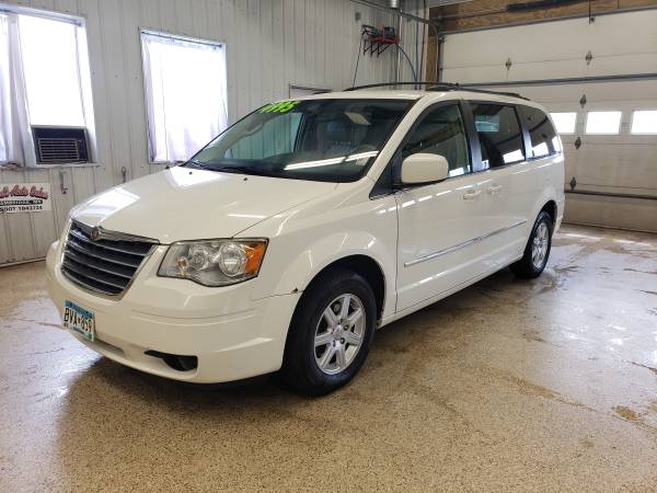 **2010 CHRYSLER TOWN & COUNTRY TOURING MINI VAN FWD LEATHER** - cars... for sale in Cambridge, MN – photo 3