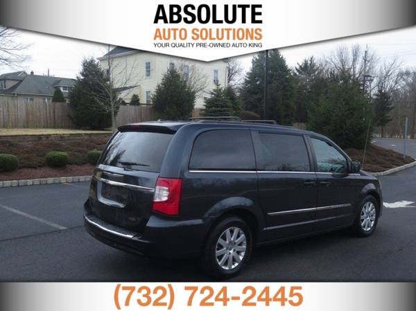 2014 Chrysler Town & Country Touring 4dr Mini Van for sale in Hamilton, NY – photo 12